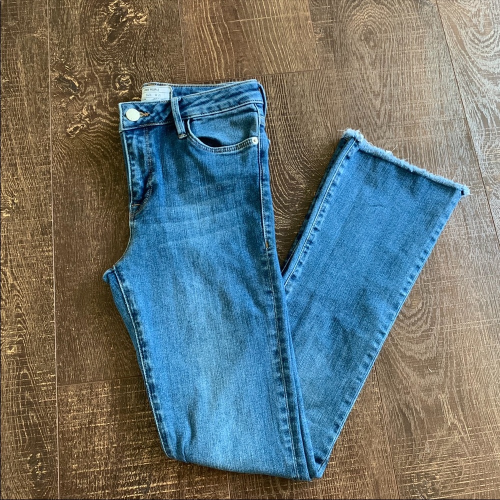 Free People Flare Jeans ๐ - Picture 4 of 6